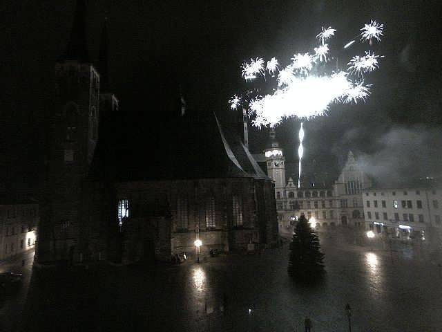 Feuerwerk zu Sylvester 2011/2012 auf dem Marktplatz