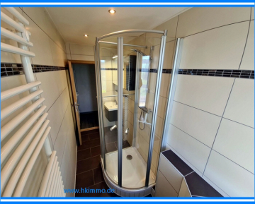 Eigentumswohnung mit Balkon in Reppichau – 4 Zimmer Küche Bad – mit Einbauküche - 4-Raum ETW in Reppichau (366350)