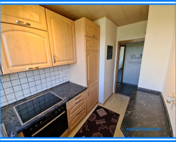 Eigentumswohnung mit Balkon in Reppichau – 4 Zimmer Küche Bad – mit Einbauküche - Küche (366355)