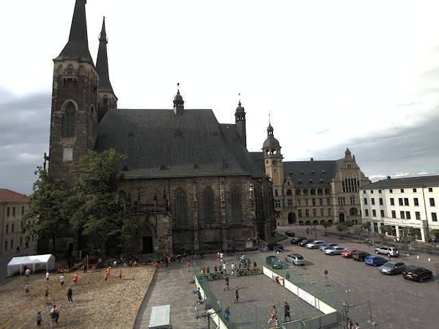 Marktplatzturnier Beachvolleyball in Köthen auf dem Marktplatz 2013-05-23